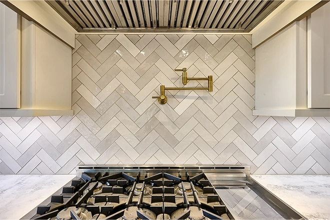herringbone-tile-backsplash