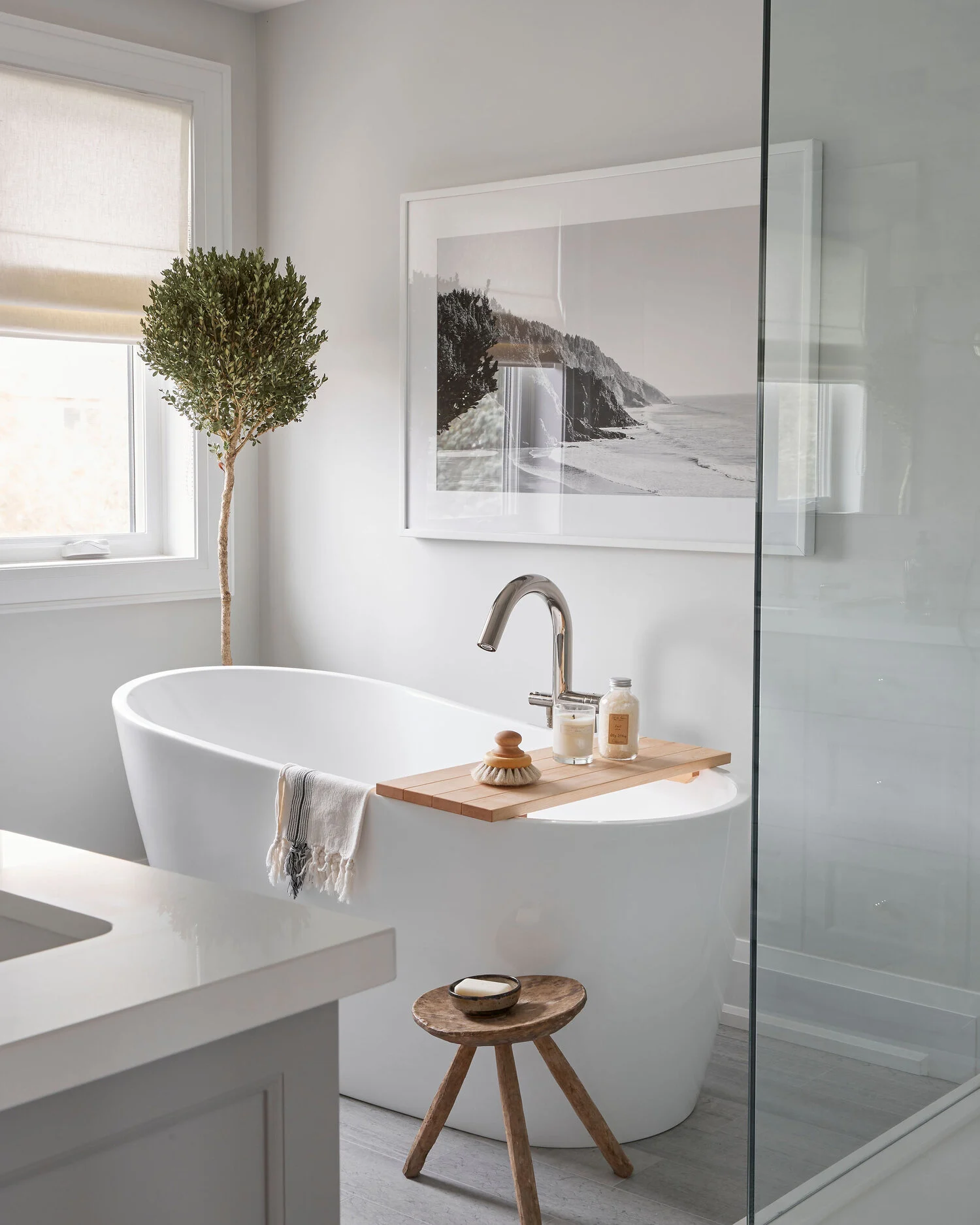 freestanding tub