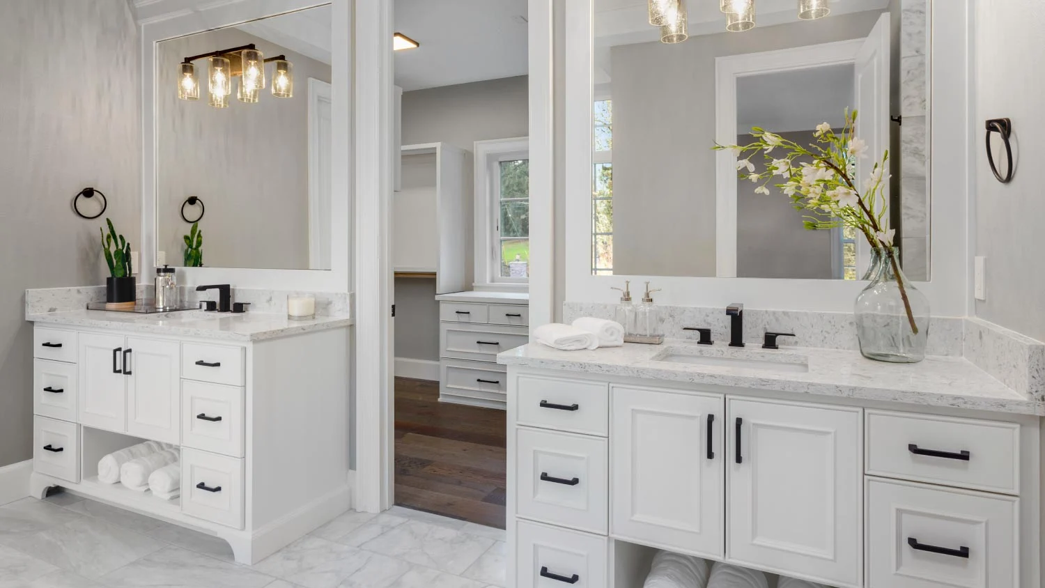 jack and jill bathroom remodel